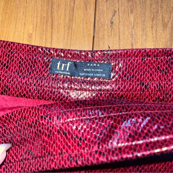 Zara High-Rise Mini Skirt - Picture 4 of 4